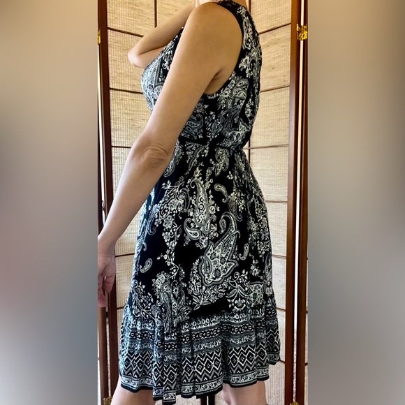 Forbidden paisley knee length crochet strap boho flutter waist tie rayon dress - Picture 4 of 8